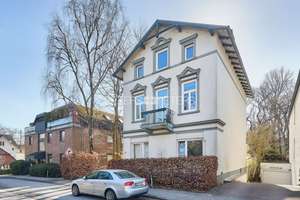 + Leben am Jenischpark: Charmante Villa mit Entwicklungsspielraum +