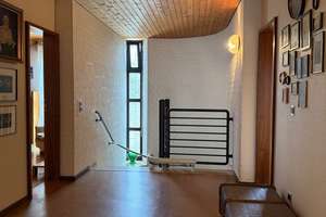 ST. AUGUSTIN NIEDERBERG, freist. EFH mit ELW, 8 Zimmer 258 m² Wfl. 2 Garagen, Keller, gr. 1.527 GrSt – Die vollständige Adresse der Immobilie erhältst du vom Anbieter., 53757 Sankt Augustin – Vorschaubild 40