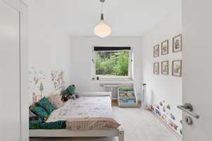 Alt-Rahlstedt: Helle 4-Zimmer-Erdgeschosswohnung mit Terrasse und viel Grün – ideal für Familien – 22149 Rahlstedt, Hamburg – Vorschaubild 8