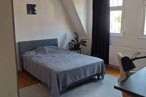 Helle Altbauwohnung mit Balkon in Stuttgart West – Die vollständige Adresse der Immobilie erhältst du vom Anbieter., 70176 Rosenberg, Stuttgart – Vorschaubild 9