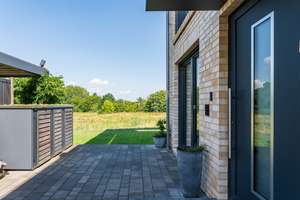 IN WOLFSBURGS ANGESAGESTER LAGE - HIGHEND STADTHAUS MIT DACHTERRASSE UND BLICK INS GRÜNE – Die vollständige Adresse der Immobilie erhältst du vom Anbieter., 38446 Steimker Berg, Wolfsburg – Vorschaubild 6