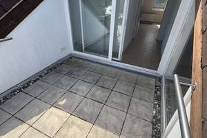 Helle 2Zi Whg mit EBK und Loggia / Bright 2 room  top floor apartment w Loggia – Heuerstraße 53, 55129 Hechtsheim, Mainz – Vorschaubild 11