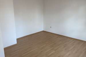 Schöne 2-Zimmer-Wohnung mit Südbalkon in ruhiger Lage von Berlin-Lichterfelde Süd – Viktoriastraße 6, 12203 Lichterfelde, Berlin – Vorschaubild 11