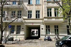 Erdgeschosswohnung mit Entwicklungspotenzial im schönen Altbau im Winsviertel – Die vollständige Adresse der Immobilie erhältst du vom Anbieter., 10405 Prenzlauer Berg, Berlin – Vorschaubild 13