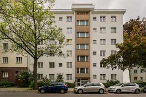 From 16.08 - Bright 2-Bedroom Apartment with Balcony near Preußenpark – Die vollständige Adresse der Immobilie erhältst du vom Anbieter., 10707 Wilmersdorf, Berlin – Vorschaubild 31