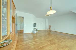 4,5 Zimmer Maisonette mit sonnigem BLK, Garage  in ruhiger Lage – Die vollständige Adresse der Immobilie erhältst du vom Anbieter., 47239 Rumeln-Kaldenhausen, Duisburg – Vorschaubild 16