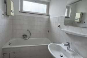 Flehe: 2 Zi EG-Wohnung am Deich mit Rheinblick und Balkon – 40223 Flehe, Düsseldorf – Vorschaubild 12