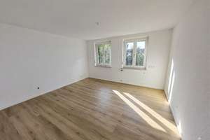 Helle 3 Zimmer Wohnung in ruhiger Lage mit Gemeinschaftsgarten und neuer EBK