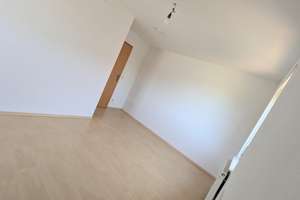 Helle 3-Zi.-Wohnung + West-Balkon & TG-Stellplatz – Am Bähnle 2, 74177 Bad Friedrichshall – Vorschaubild 10