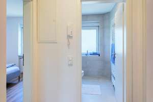 Möbliert: Modern Living: Große, kernsanierte 2-Zimmer Wohnung – Die vollständige Adresse der Immobilie erhältst du vom Anbieter., 81927 Englschalking, München – Vorschaubild 9