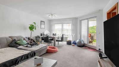 Gepflegte Drei-Zimmer-Wohnung mit Balkon und Grünblick in Winnenden