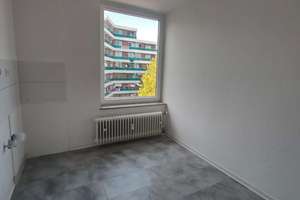 Renovierte 3 Zimmer Wohnung mit Balkon im 3.OG ab sofort zu vermieten! – Dieselstraße 91, 47803 Benrad-Nord, Krefeld – Vorschaubild 11