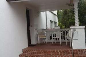 Charmantes Mehrparteienhaus in beliebter Lage – Die vollständige Adresse der Immobilie erhältst du vom Anbieter., 33619 Dornberg, Bielefeld – Vorschaubild 2