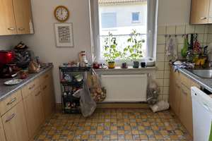 Sie wünschen sich viel Platz? Gepflegtes 2 Fam.-Haus mit Garage und Garten im ruhigen, sonnigen Gr� – Die vollständige Adresse der Immobilie erhältst du vom Anbieter., 97486 Königsberg in Bayern – Vorschaubild 12