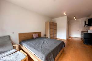 1-Zimmer-Wohnung nahe der Isar - urban und naturnah wohnen! – Die vollständige Adresse der Immobilie erhältst du vom Anbieter., 81543 Siebenbrunn, München – Vorschaubild 2