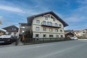 Mehrfamilienhaus mit 3 Wohneinheiten - optimal für Kapitalanleger und Eigennutzer – Die vollständige Adresse der Immobilie erhältst du vom Anbieter., 83209 Prien am Chiemsee – Vorschaubild 1