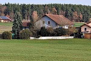 Gepflegtes Einfamilienhaus in wunderschöner Lage mit Traumaussicht – Die vollständige Adresse der Immobilie erhältst du vom Anbieter., 93149 Nittenau – Vorschaubild 8
