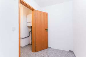 Bezugsfrei! Provisionsfrei! Frisch renovierte 2-Zimmer-DG-Wohnung gegenüber vom Schloss Sanssouci – Die vollständige Adresse der Immobilie erhältst du vom Anbieter., 14471 Brandenburger Vorstadt, Potsdam – Vorschaubild 7