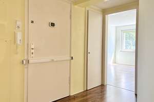 Einziehen und Wohlfühlen – Stilvoll modernisierte 4-Zimmer-Wohnung – Die vollständige Adresse der Immobilie erhältst du vom Anbieter., 40589 Holthausen, Düsseldorf – Vorschaubild 7
