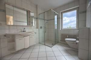 seniorengerecht: Exklusives Penthouse in Reutlingen Ringelbach – Die vollständige Adresse der Immobilie erhältst du vom Anbieter., 72762 Reutlingen-Mitte, Reutlingen – Vorschaubild 8