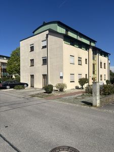 Provisionsfreies 1,5-Zimmer Dachstudio mit 4% Rendite in hervorragender Lage - in Renovierung