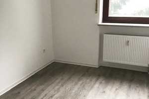 Renovierte, familienfreundliche 4-Zimmer-Wohnung mit Balkon – Kaulbachstr. 7, 90408 Nürnberg – Vorschaubild 5