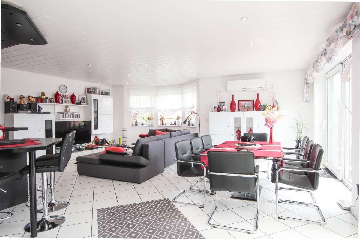 Immobilie in Poppenhausen - Sehr gepflegtes, freistehendes Mehrfamilien- / Generationenhaus, zur Eigennutzung und Kapitalanlage - Bild 16