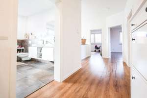 Moderne Stadtvilla mit Pool und großzügigem Garten – luxuriöses Wohnen in ruhiger Lage von Neuried – Die vollständige Adresse der Immobilie erhältst du vom Anbieter., 77743 Neuried – Vorschaubild 52