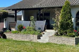 Komfortables Wohnen in einem großzügigen Einfamilienhaus mit Einliegerwohnung – Die vollständige Adresse der Immobilie erhältst du vom Anbieter., 94522 Wallersdorf – Vorschaubild 5