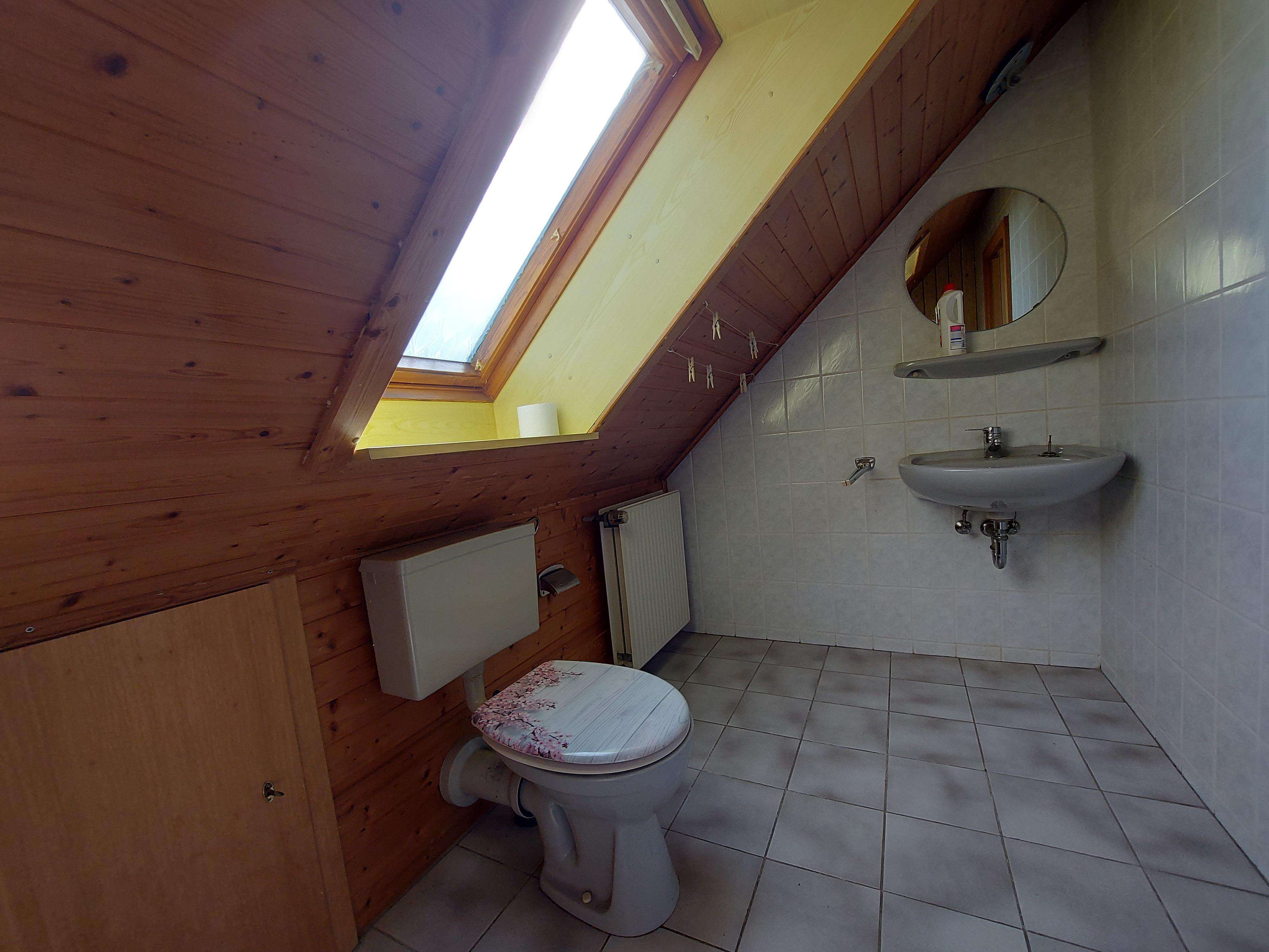 Immobilie in Burg (Dithmarschen) - Schmuckes Einfamilienhaus mit Garten, Garage und großer PV-Anlage im Luftkurort Burg (Dithmarschen) - Bild 6