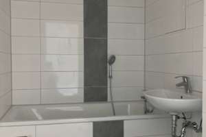 Frisch saniert im 2.Obergeschoß – Gustav-Jeuthe-Straße 7, 6849 Süd, Dessau-Roßlau – Vorschaubild 1