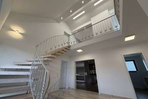 Haus mit Innenpool & viel Platz – Die vollständige Adresse der Immobilie erhältst du vom Anbieter., 33689 Sennestadt, Bielefeld – Vorschaubild 5