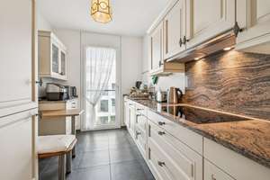 Großzügige und helle 4-Zimmer-Wohnung in der Rosenpark-Residenz in Vaihingen – 70563 Vaihingen-Mitte, Stuttgart – Vorschaubild 9