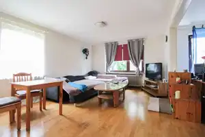 Viel Platz für bis zu 2 Familien: Gestaltbares EFH in Feldrandlage – Schaumburg (Kreis) – Vorschaubild 2