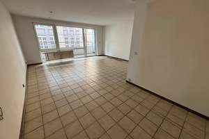 2 Zi. Whg. mitten in Stuttgart mit TG und Balkon