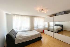 Großes freistehendes Haus mit  5 Schlafzimmern in Wiesbaden-Nordost! – Die vollständige Adresse der Immobilie erhältst du vom Anbieter., 65195 Nordost, Wiesbaden – Vorschaubild 25
