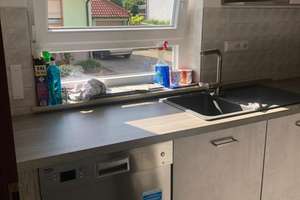 Gepflegte  Maisonette- Wohnung mit drei Zimmern sowie Balkon und Einbauküche in Rheinhausen – Uhlandweg 6, 68794 Oberhausen-Rheinhausen – Vorschaubild 4