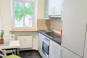 Voll ausgestattete 2-Zimmer Wohnung am Schlosspark Furnished 2-Room Apartment for Safe & Clean Stay