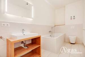 Großzügige und helle 3 Zimmer Wohnung mit ca. 85m², EBK, Concierge und Gym in Berlin-Mitte! – Zimmerstraße 96, 10117 Mitte (Ortsteil), Berlin – Vorschaubild 6