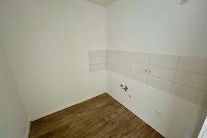 Ruhige Etagenwohnung mit Balkon, ideal für Familien und kurze Wege zu Schulen – Straße Usti nad Labem 257, 9119 Kappel, Chemnitz – Vorschaubild 4