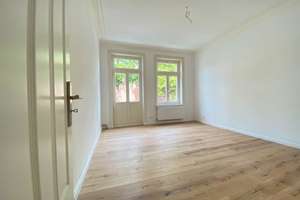 Stilvolle 3-Zimmer-Altbau-Wohnung mit eigenem Garten in Bahrenfeld, Hamburg – Bahrenfelder Chaussee 9, 22761 Bahrenfeld, Hamburg – Vorschaubild 3