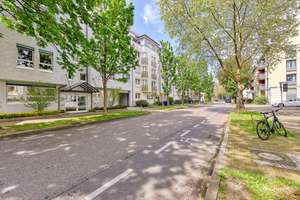 +++ Einbauküche NEU - zentral, bequem & renoviert - französischer Balkon - inklusive TG-Stpl. +++ – Daimlerstraße 54, 70372 Cannstatt-Mitte, Stuttgart – Vorschaubild 16