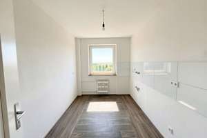Über den Dächern von Fischeln! Familienwohnung mit Balkon! – Remscheider Straße 14, 47807 Fischeln, Krefeld – Vorschaubild 5