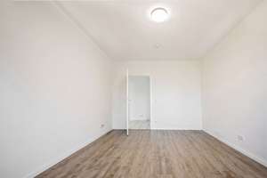 Modernisiert, gut geschnitten, grün gelegen – 3-Zimmer-Wohnung mit Balkon und Garage in Alstaden – 46049 Alstaden-Ost, Oberhausen – Vorschaubild 7