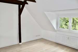 Saniertes Studio mit Charme – helle Dachgeschosswohnung in ruhiger Lage von Essen-Frillendorf – Bornickswiese 7, 45139 Frillendorf, Essen – Vorschaubild 4