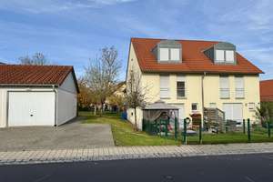 Doppelhaushälfte mit langfristigem Mietvertrag! – Die vollständige Adresse der Immobilie erhältst du vom Anbieter., 92676 Eschenbach in der Oberpfalz – Vorschaubild 1