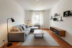 Seeblick-Juwel! 2 Zimmer | 46 m² | 4. OG | Altbau 1926 | Korkboden | Charlottenburg | Sofort frei! – Die vollständige Adresse der Immobilie erhältst du vom Anbieter., 14057 Charlottenburg, Berlin – Vorschaubild 2