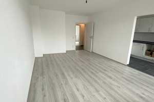 Modern geschnittene 2-Zimmer-Wohnung mit optionalem Stellplatz oder Garage – direkt am Bahnhof Rothe – Kronprinzenstraße 13, 52066 Aachen – Vorschaubild 5