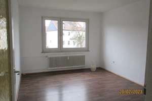 Schöne 3,5-Zimmer-Wohnung mit Balkon renoviert / bezugsfertig in Duisburg    – Lösorterstr. 20, 47137 Mittelmeiderich, Duisburg – Vorschaubild 14
