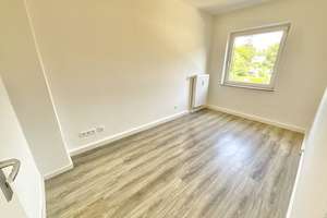 Frisch renovierte 3 Zimmerwohnung – Friedrich-Ebert-Str. 130a, 46236 Stadtmitte, Bottrop – Vorschaubild 8